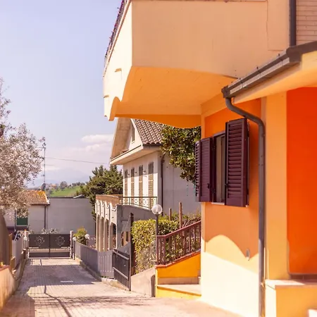 Il Nido Di Betta Nyaraló Mosciano SantʼAngelo